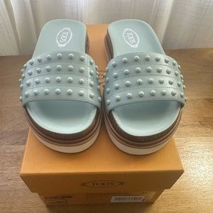TOD’S‎ LEATHER SLIDE